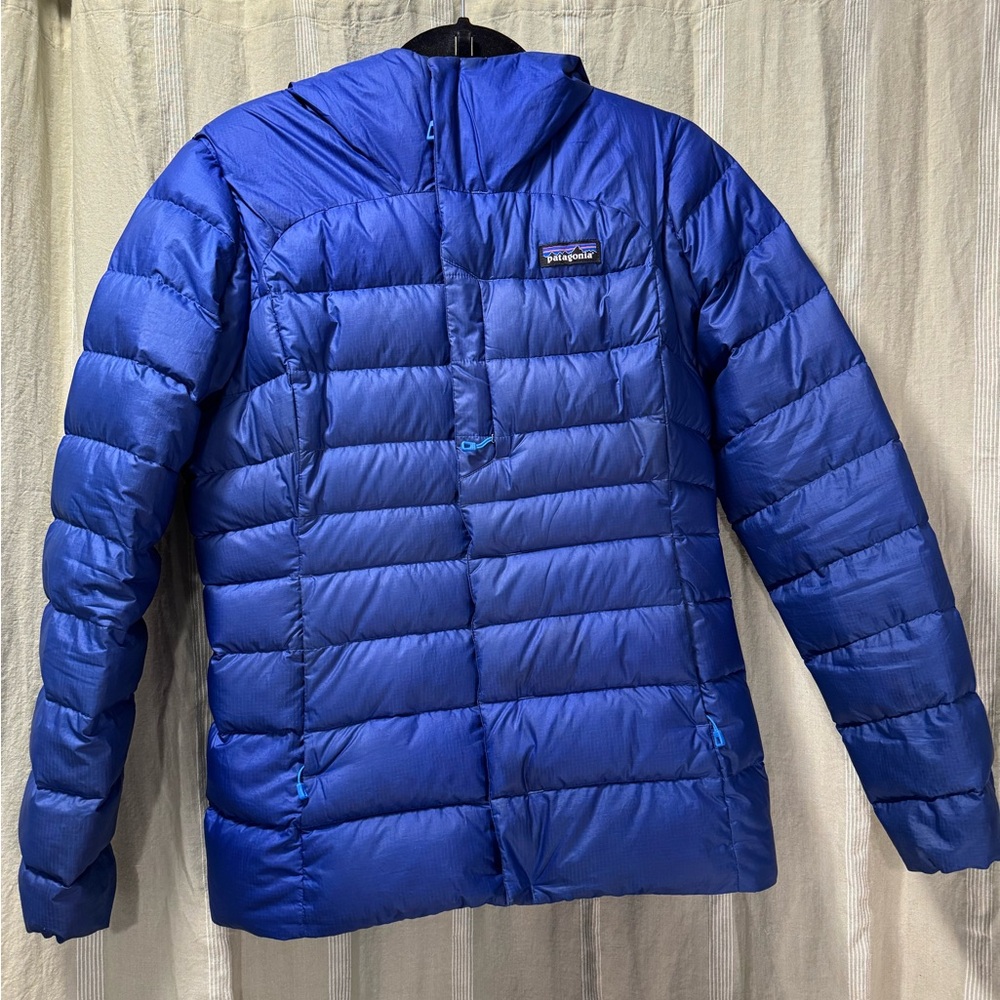 Patagonia Women’s Vibrant Blue Insulated Jacket
